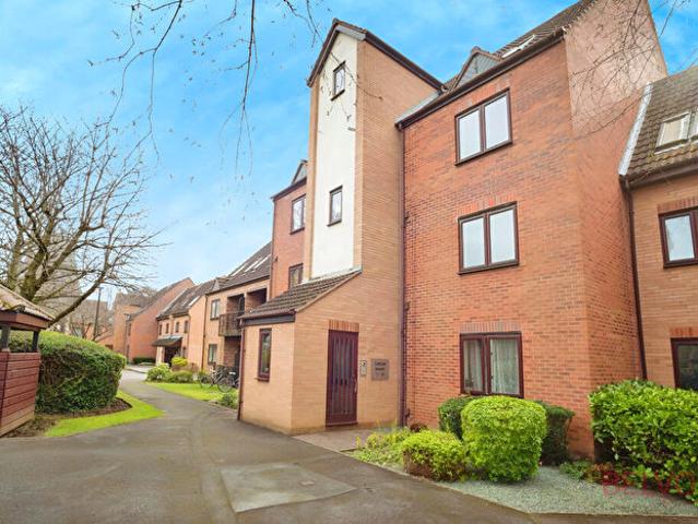 Apartment for rent in The Park, City of Nottingham