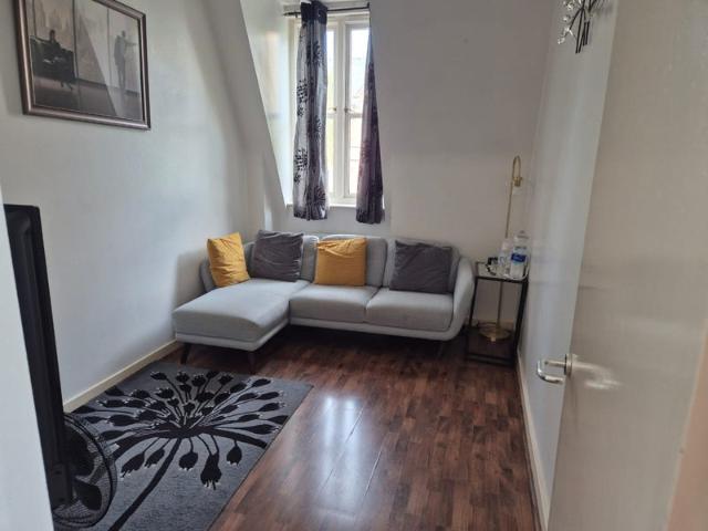 Apartment for rent in Shacklewell, Greater London