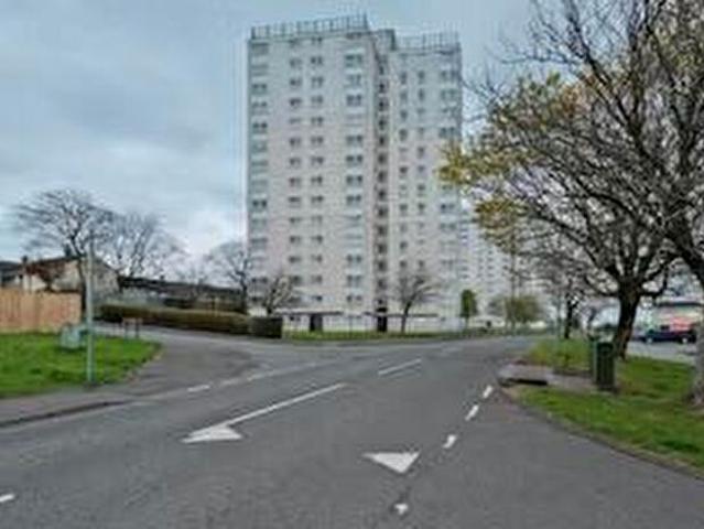 Apartment for rent in Long Calderwood, Nerston