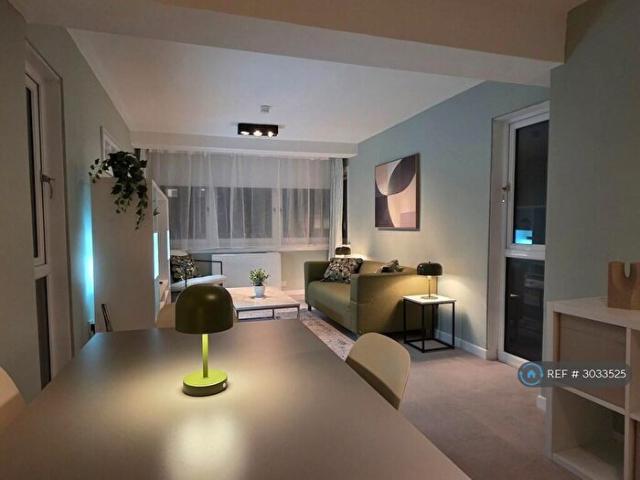 Apartment for rent in Langside, Scotland