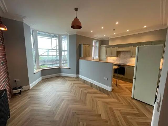 Apartment for rent in Nangreaves, Wales