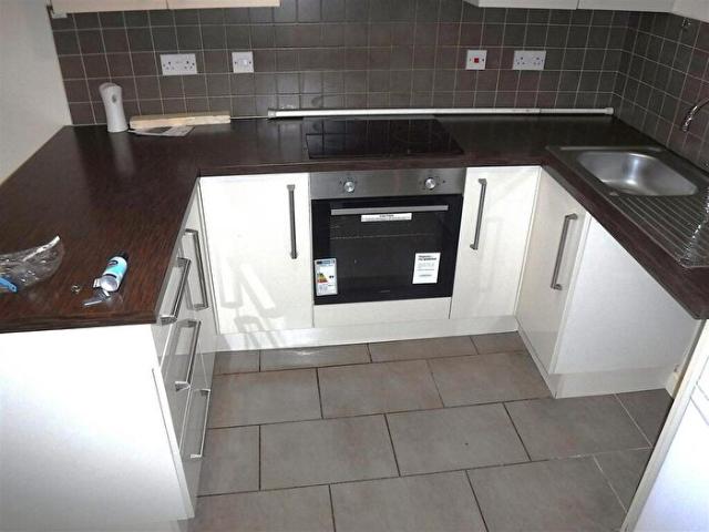 Apartment for rent in Newfoundpool, Old Wharf