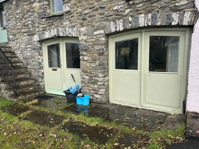 Apartment for rent in Pencarreg, Cwmann