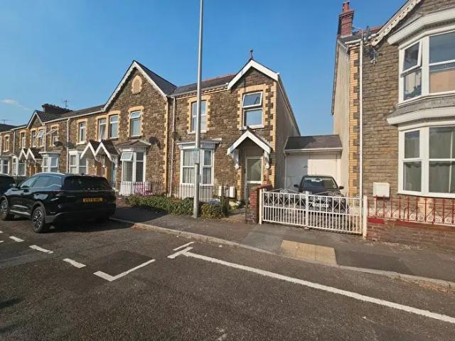 Apartment for rent in Mount Pleasant, Llanelli