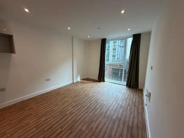 Apartment for rent in St Matthew's, Old Wharf