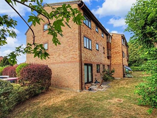 Apartment for rent in Dromore, Oxfordshire