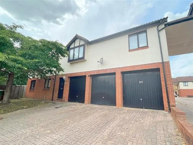 Apartment for rent in Bancroft Park, Old Wolverton