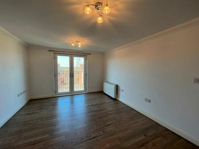 Apartment for rent in Cimla, Briton Ferry