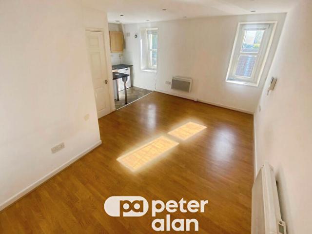 Apartment for rent in Mountain Ash West, Ynysboeth