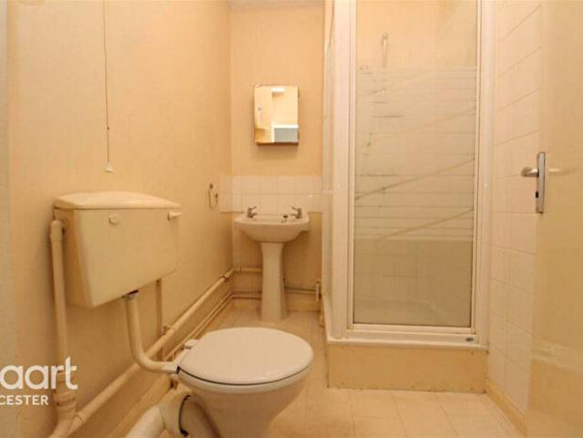 Apartment for rent in Newfoundpool, Old Wharf
