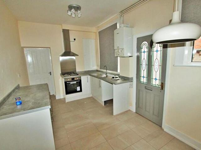 Apartment for rent in West End, Old Wharf