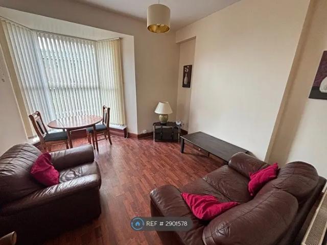 Apartment for rent in Mount Pleasant, Swansea