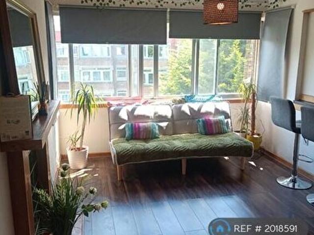 Apartment for rent in Langside, Scotland