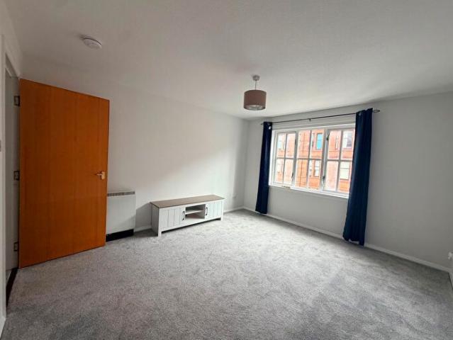 Apartment for rent in Yoker, Scotland
