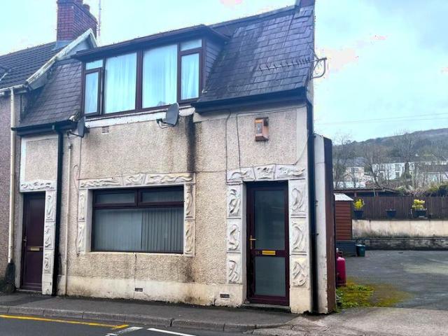 Apartment for rent in Aberclydach, Clydach