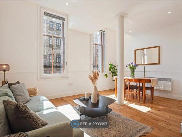 Apartment for rent in Merchant City, Scotland