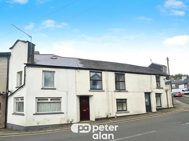 Apartment for rent in Llantrisant