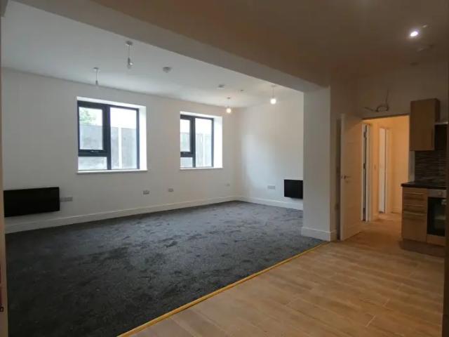Apartment for rent in Mount Pleasant, Swansea