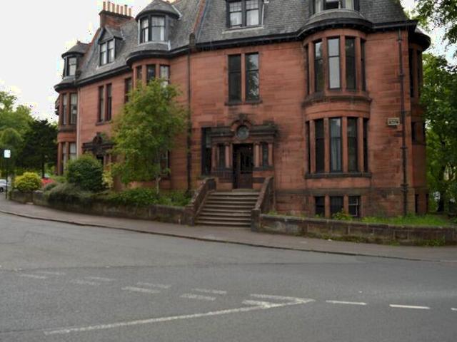 Apartment for rent in Dowanhill, Scotland