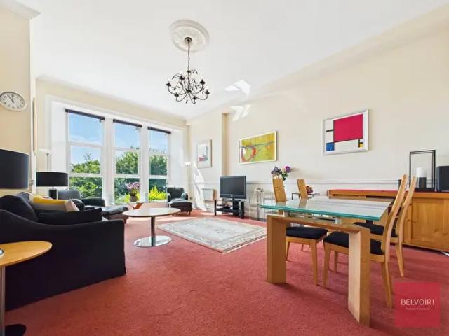 Apartment for rent in Rotherslade, Newton
