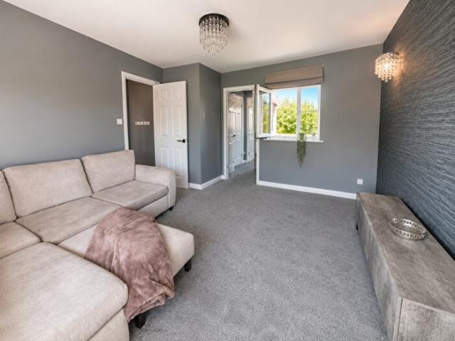 Apartment for rent in Whitlawburn, Cambuslang
