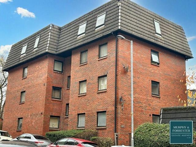 Apartment for rent in Broomhill, Scotland