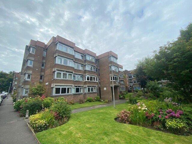 Apartment for rent in Langside, Scotland