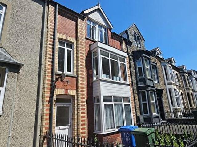 Apartment for rent in Waun Fawr, Wales