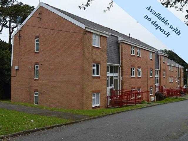 Apartment for rent in Newton, Wales