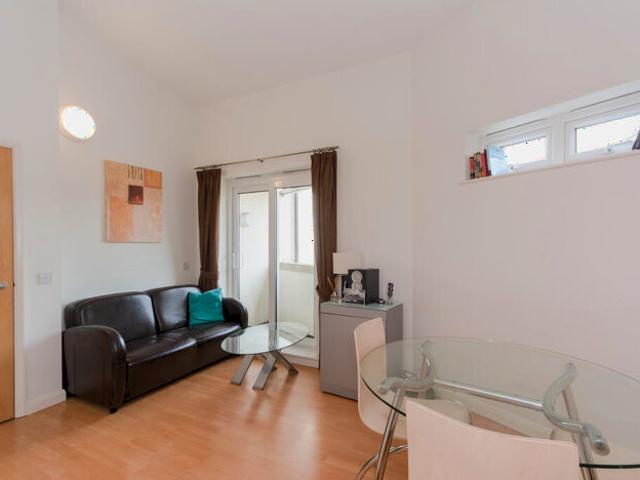 Apartment for rent in Headington Shops, The Slade
