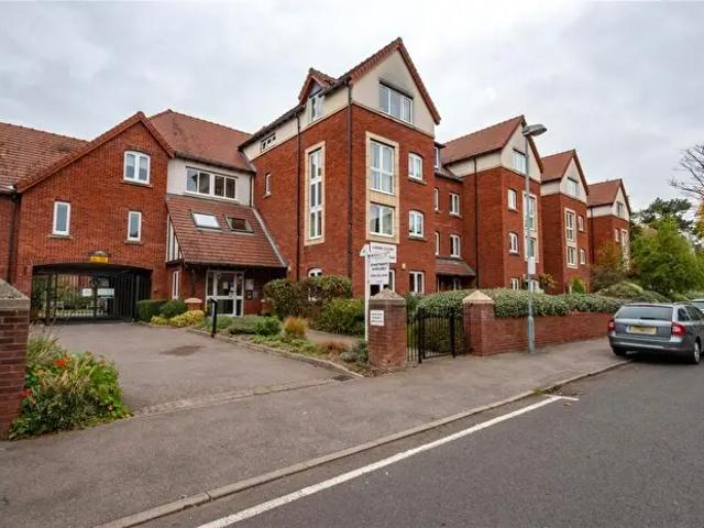 Apartment for rent in Wake Green, West Midlands