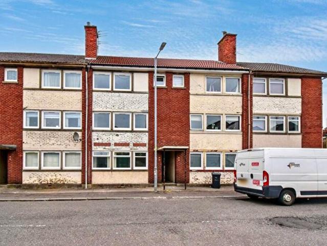 Apartment for rent in South Barrwood, Kilsyth