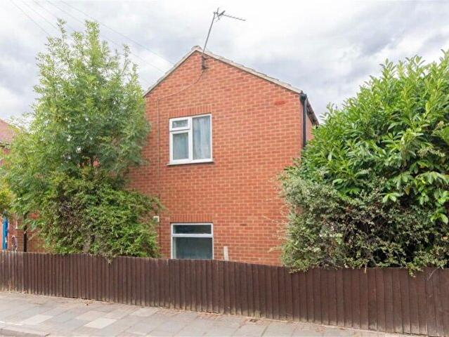 Apartment for rent in Elmfield, Leicestershire