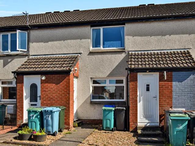 Apartment for rent in Orbiston, Bellshill