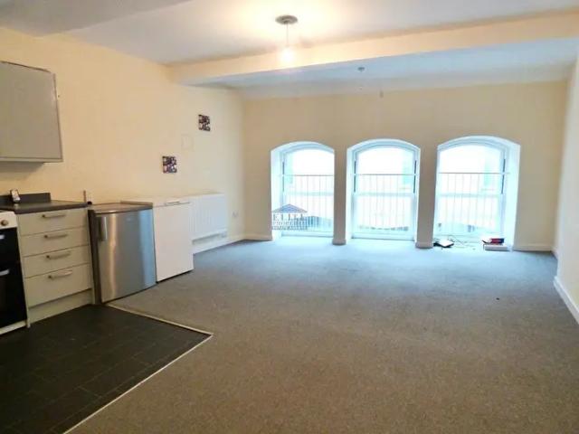 Apartment for rent in Bridgend, Wales