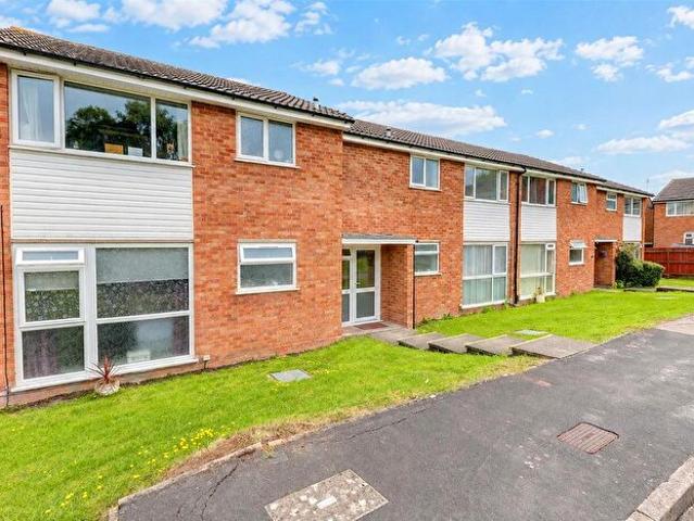 Apartment for rent in Whitnash, Green Close