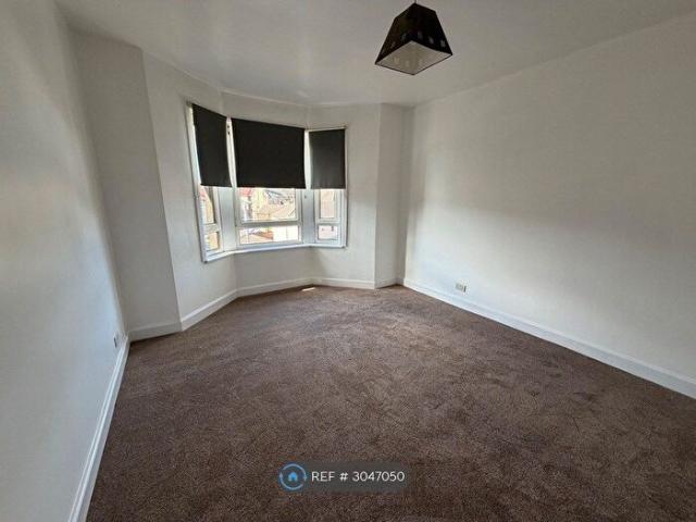 Apartment for rent in Castlehead, Glenburn