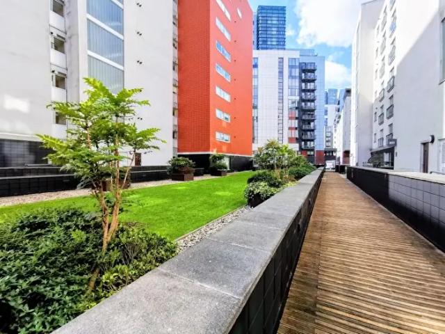 Apartment for rent in Thornwood, Partick
