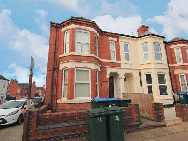 Apartment for rent in Spon End, West Midlands