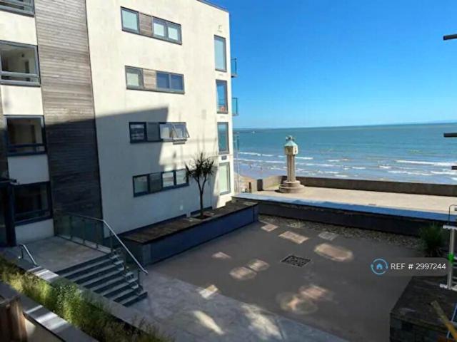 Apartment for rent in Nangreaves, Wales