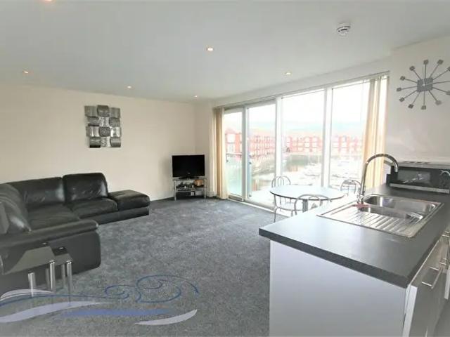 Apartment for rent in Waterfront, Swansea