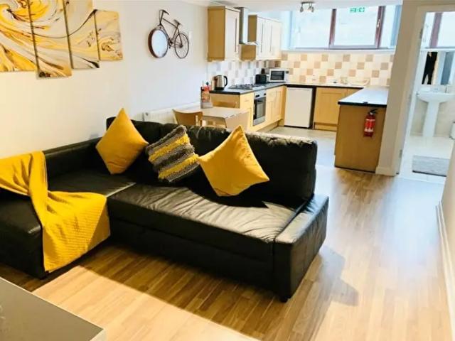 Apartment for rent in Troed-y-rhiw