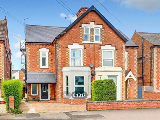 Apartment for rent in Abbey Park, Barton In Fabis