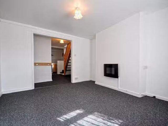 Apartment for rent in Newport