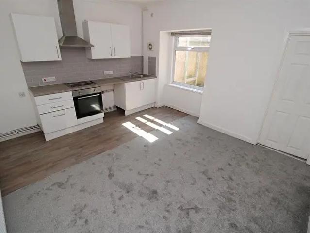 Apartment for rent in Briton Ferry
