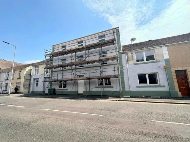 Apartment for rent in Plasmarl, Swansea
