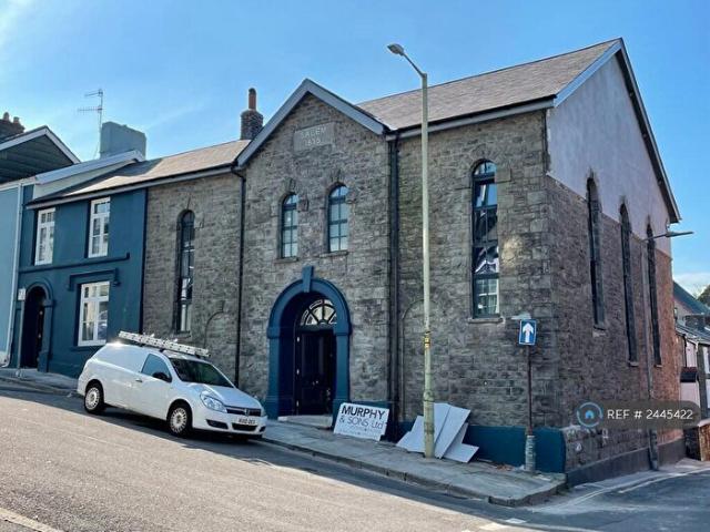 Apartment for rent in Town, Merthyr