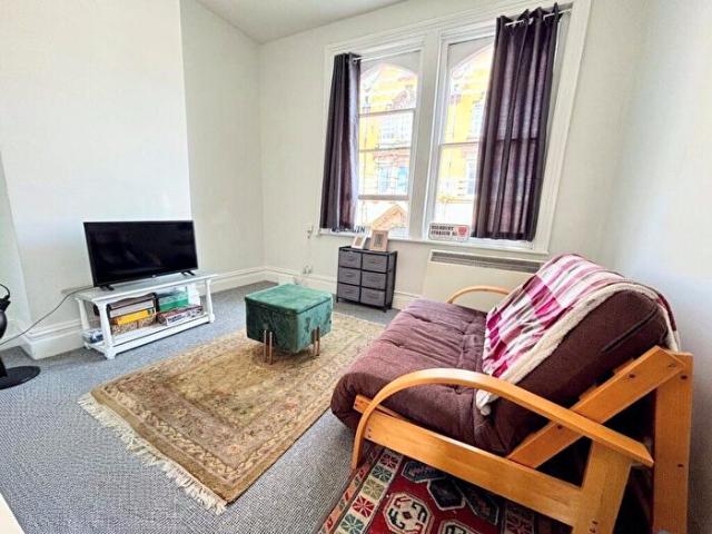 Apartment for rent in Beamhurst, Staffordshire