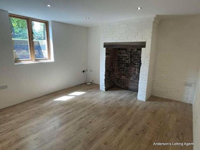Apartment for rent in Highfields, Old Wharf