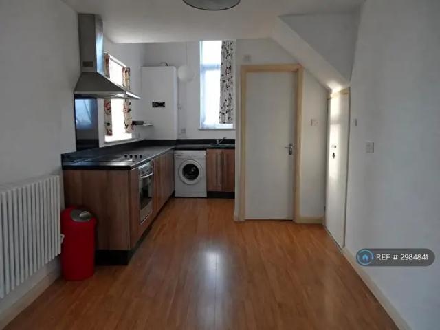 Apartment for rent in Elmfield, Leicestershire